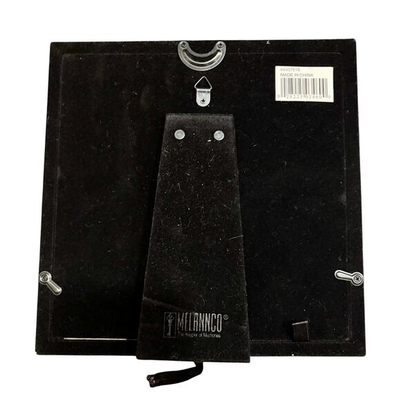 Melannco Black Aluminum Wall Clock With 8 Photo Frames on Front 9" x 9" NWT - Picture 2 of 3